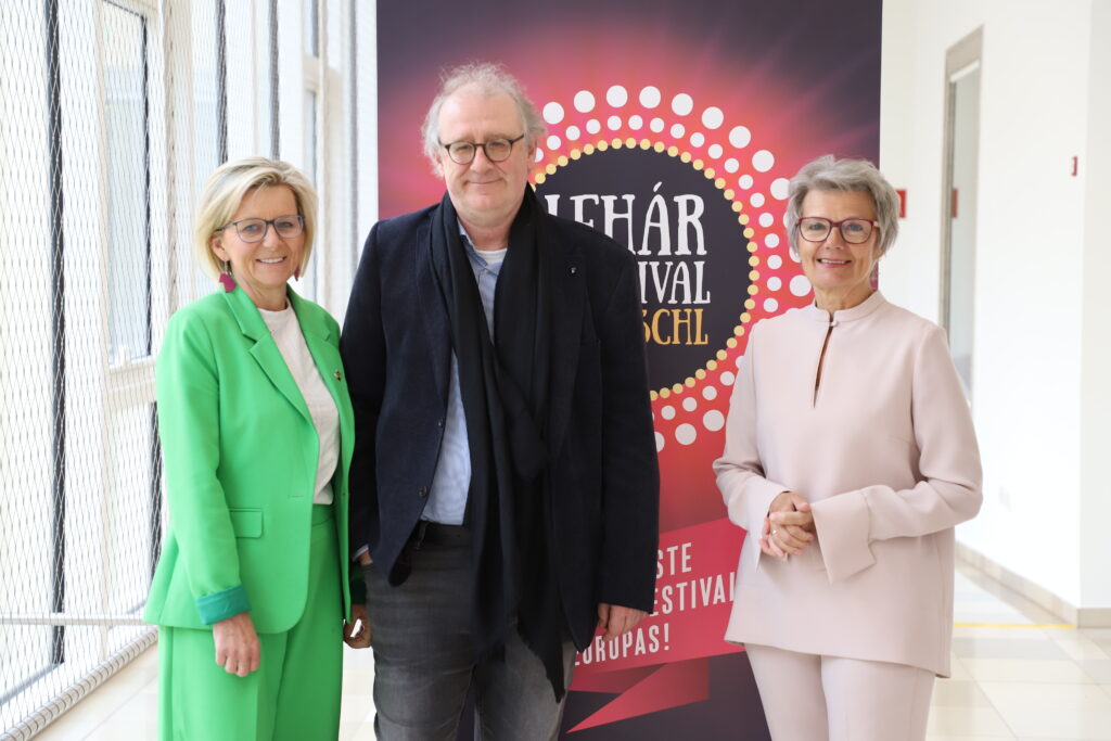 Programmpräsentation Lehár Festival 2025 - Ines Schiller & Thomas Enzinger & Brigitte Stumpner (c) www.fotohofer.at