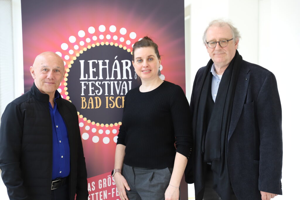 Programmpräsentation Lehár Festival 2025 - Wolfgang Dosch & Angela Schweiger & Thomas Enzinger (c) www.fotohofer.at