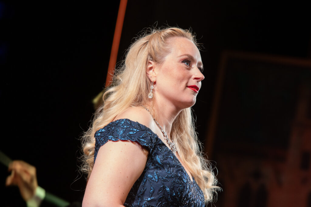 Galakonzert mit Carina Tybjerg Madsen (Copyright: Foto Hofer)