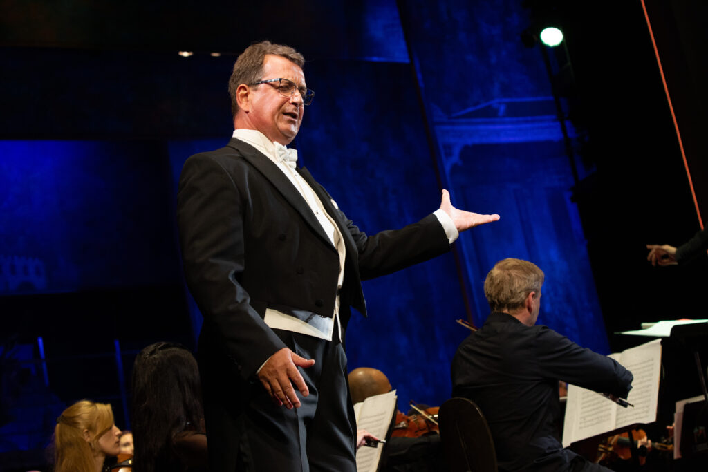Galakonzert mit Matjaž Stopinšek und dem Franz Lehár-Orchester (Copyright: Foto Hofer)