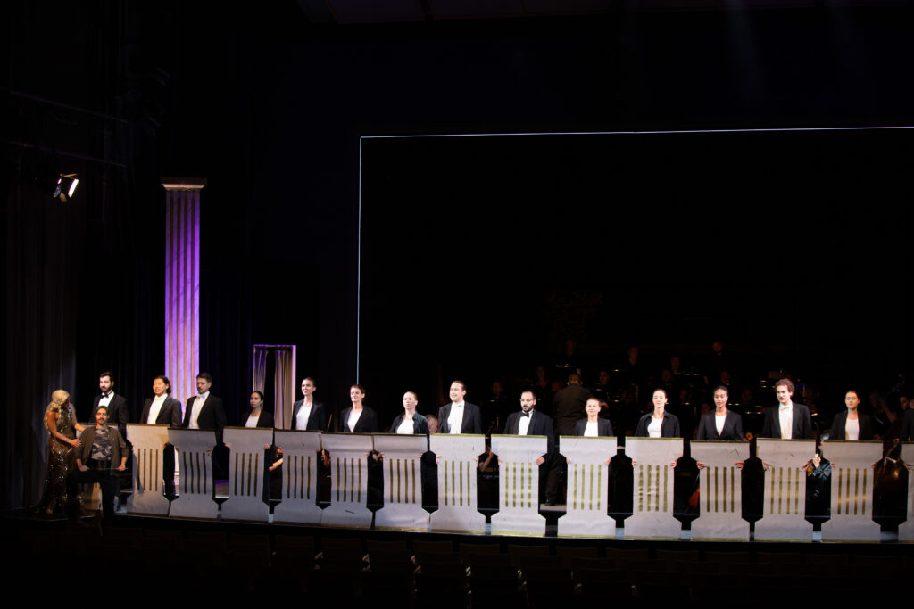 DER GÖTTERGATTE mit Cinzia Zanovello, Martin Lechleitner, Chor des Lehár Festivals und dem Franz Lehár-Orchester (Copyright: Foto Hofer)